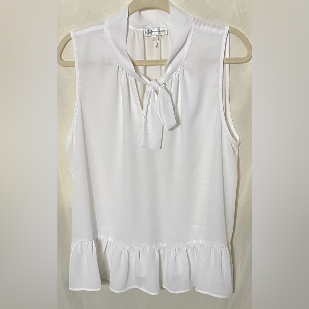 NM Neiman Marcus White Sleeveless Ruffle Hem Blouse w/ Neck Tie/ Bow